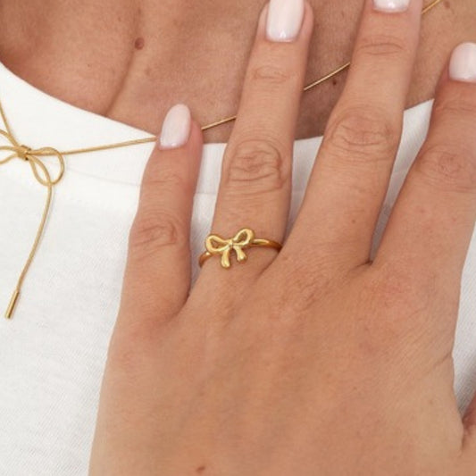 Fiocchetto Ring gedragen