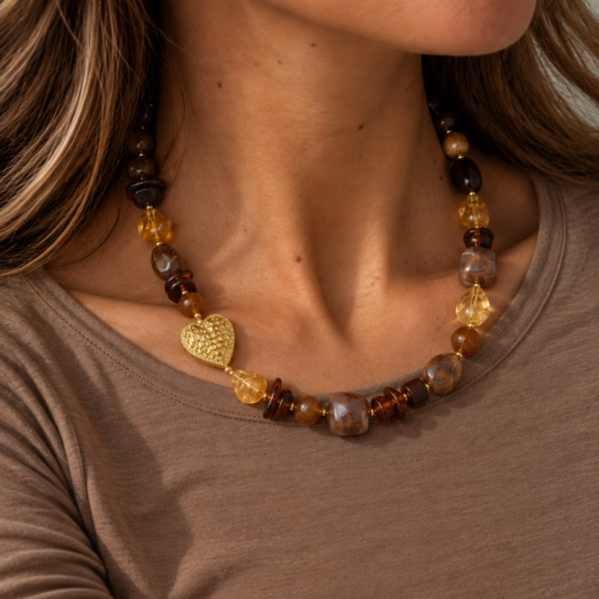 Autunno Ketting – gedragen
