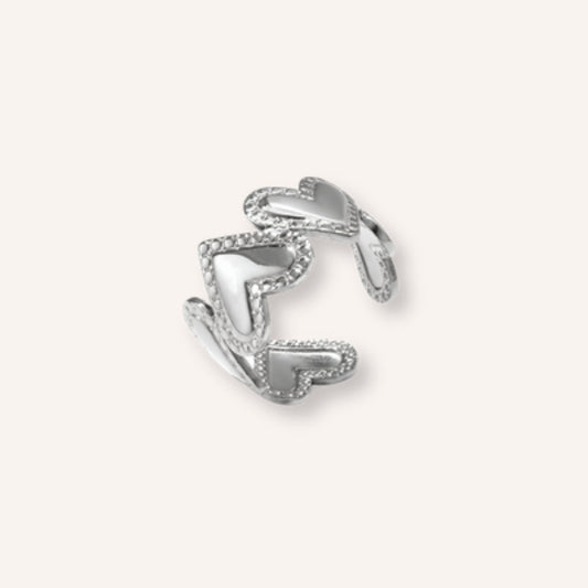 Amata Ring Zilver – zilverkleurige verstelbare ring met hartjes