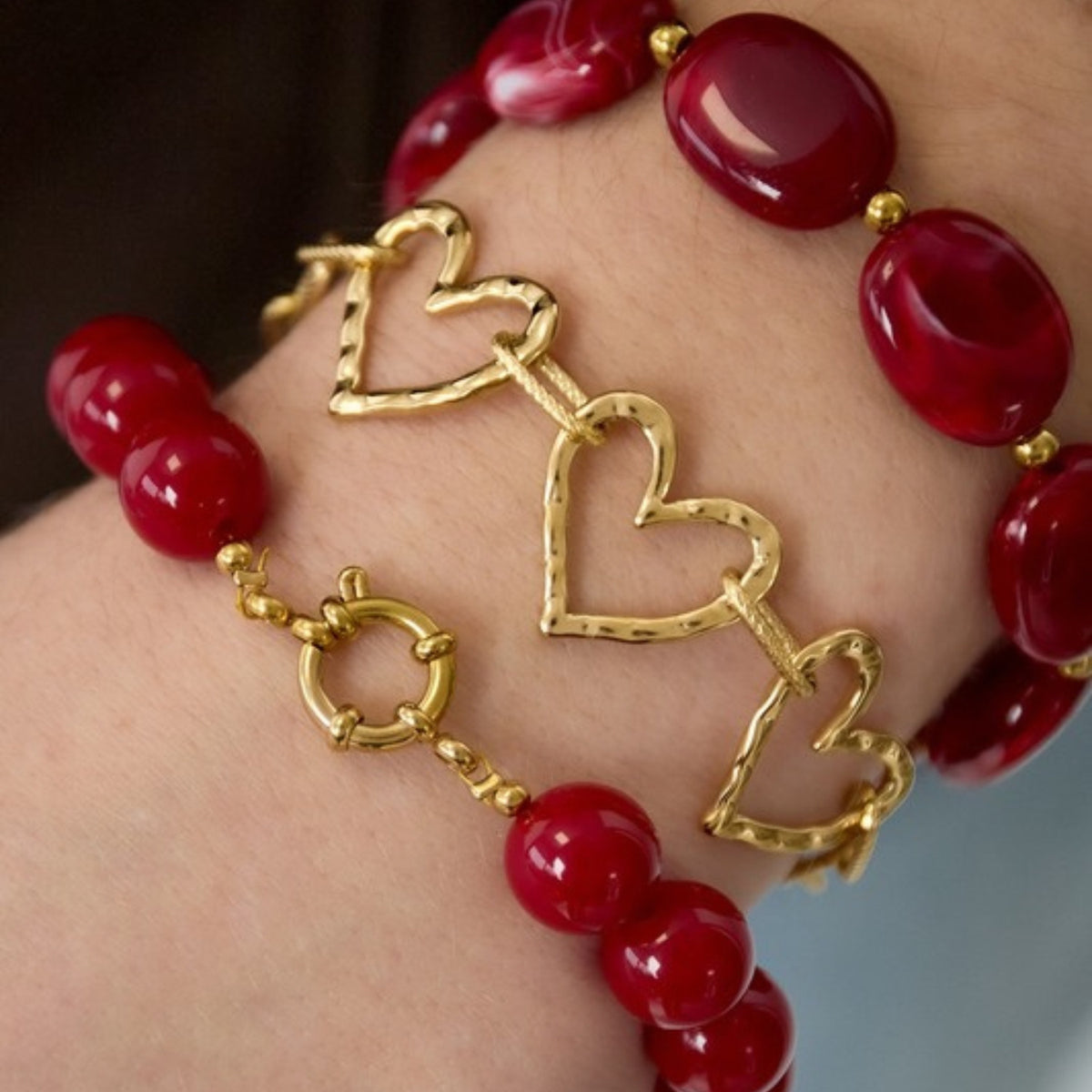Riva Armband gedragen