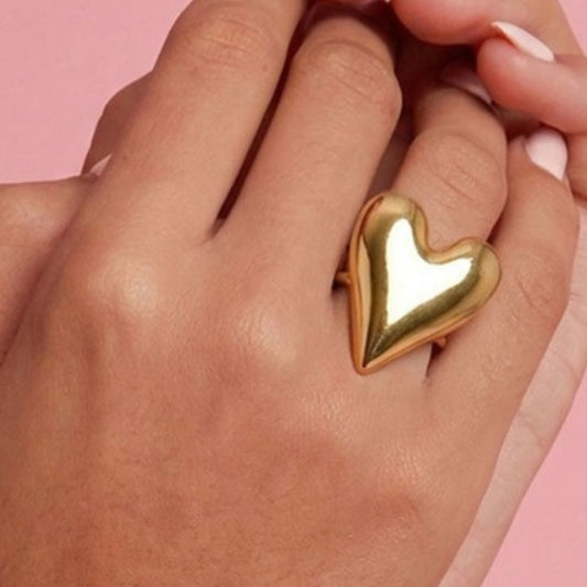 Passione Ring gedragen