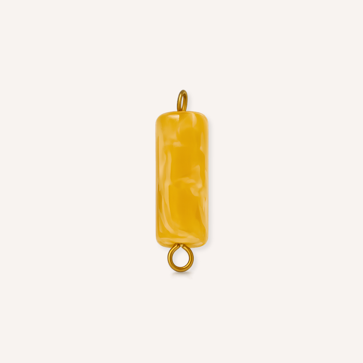 Ambra Charm, goudkleurige bedel met gemarmerde ambergele steen
