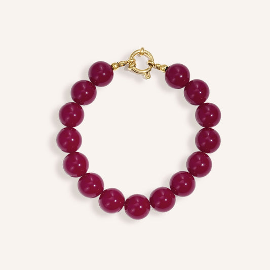 Amora Armband – Fuchsia, kralenarmband met goudkleurige ringsluiting