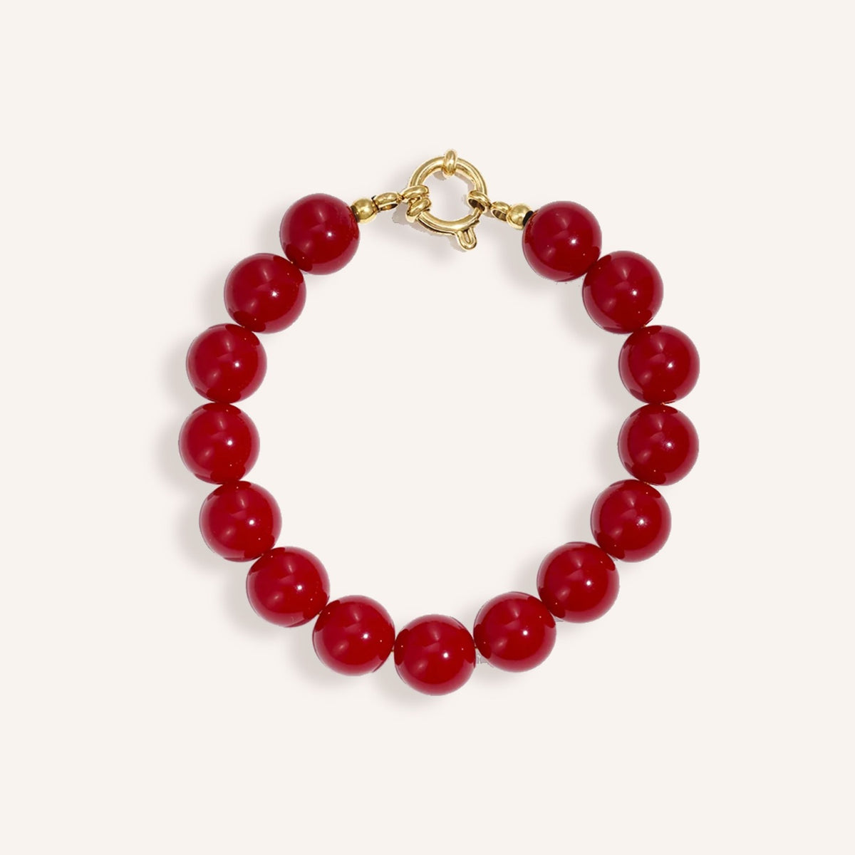 Amora Armband – Wijnrood, kralenarmband met goudkleurige ringsluiting