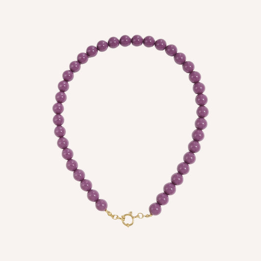 Amora Ketting – Paars, kralenketting met goudkleurige ringsluiting