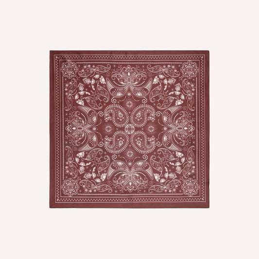 Arezzo Sjaal, rode sjaal met paisleymotief