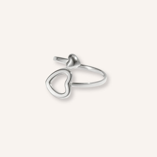Armonia Ring in zilver, zilverkleurige ring met open en dicht hartje