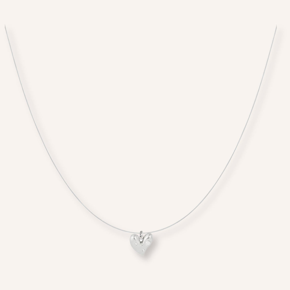 Cefalu Ketting in zilver, korte zilverkleurige ketting met strass-hartje