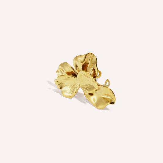 Gaia Ring, goudkleurige statement ring met bloemmotief