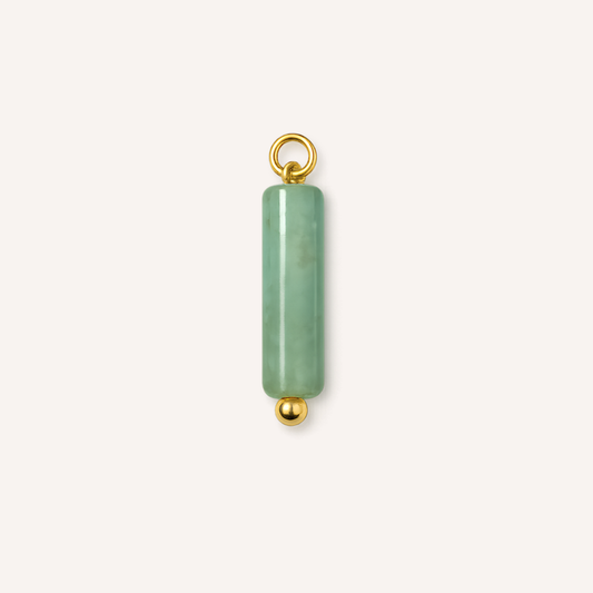 Giada Charm, bedel met langwerpige groene jade-look kraal