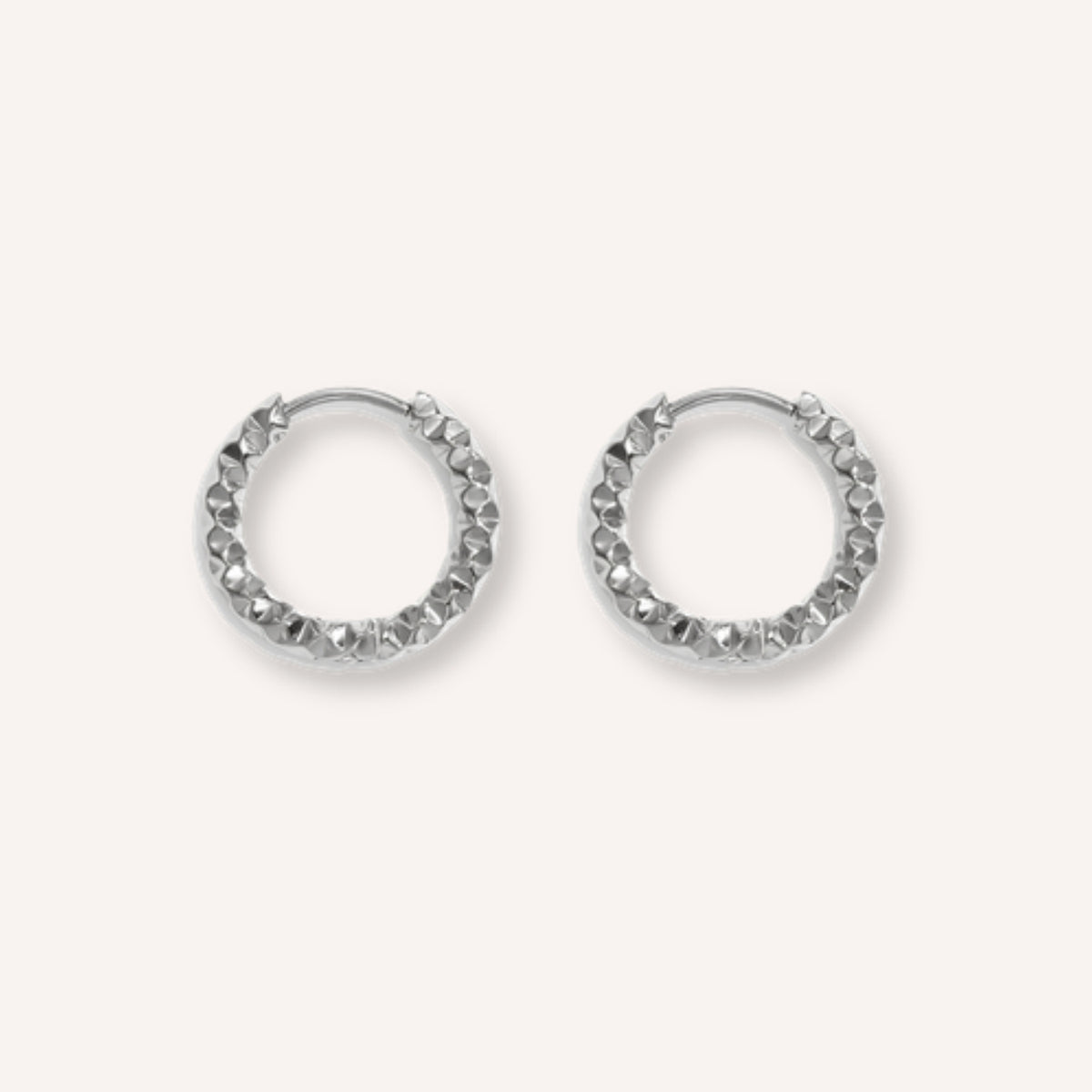 Liscia Oorbellen – 12 mm – Zilver