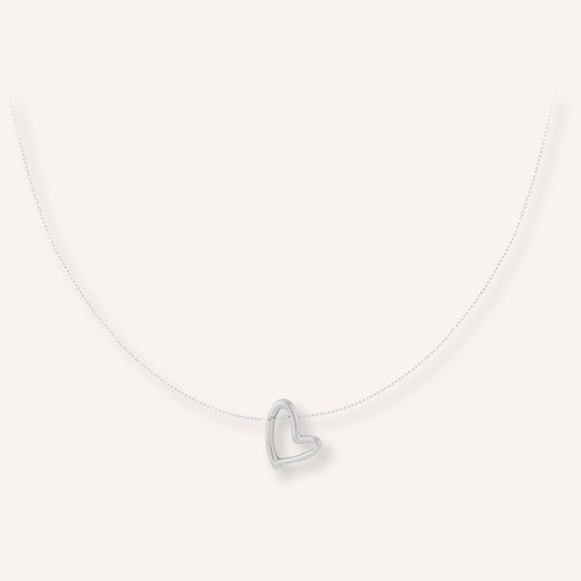 Lucca Ketting in zilver, korte zilverkleurige ketting met mini hartje