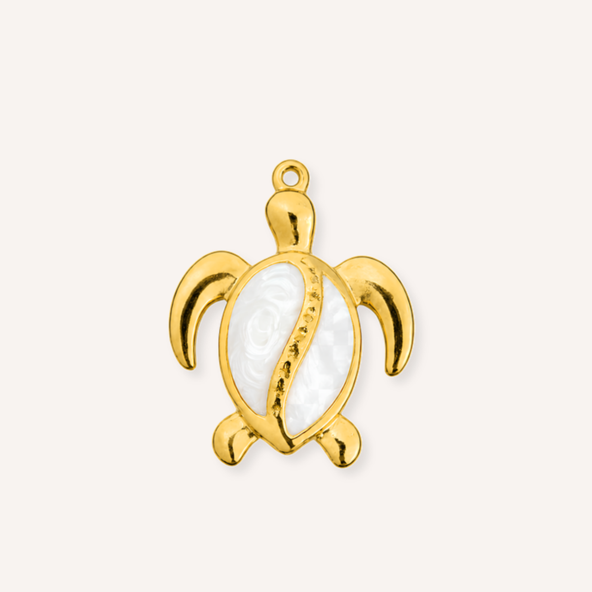 Perlina Charm, goudkleurige schildpadbedel met wit parelmoerschild