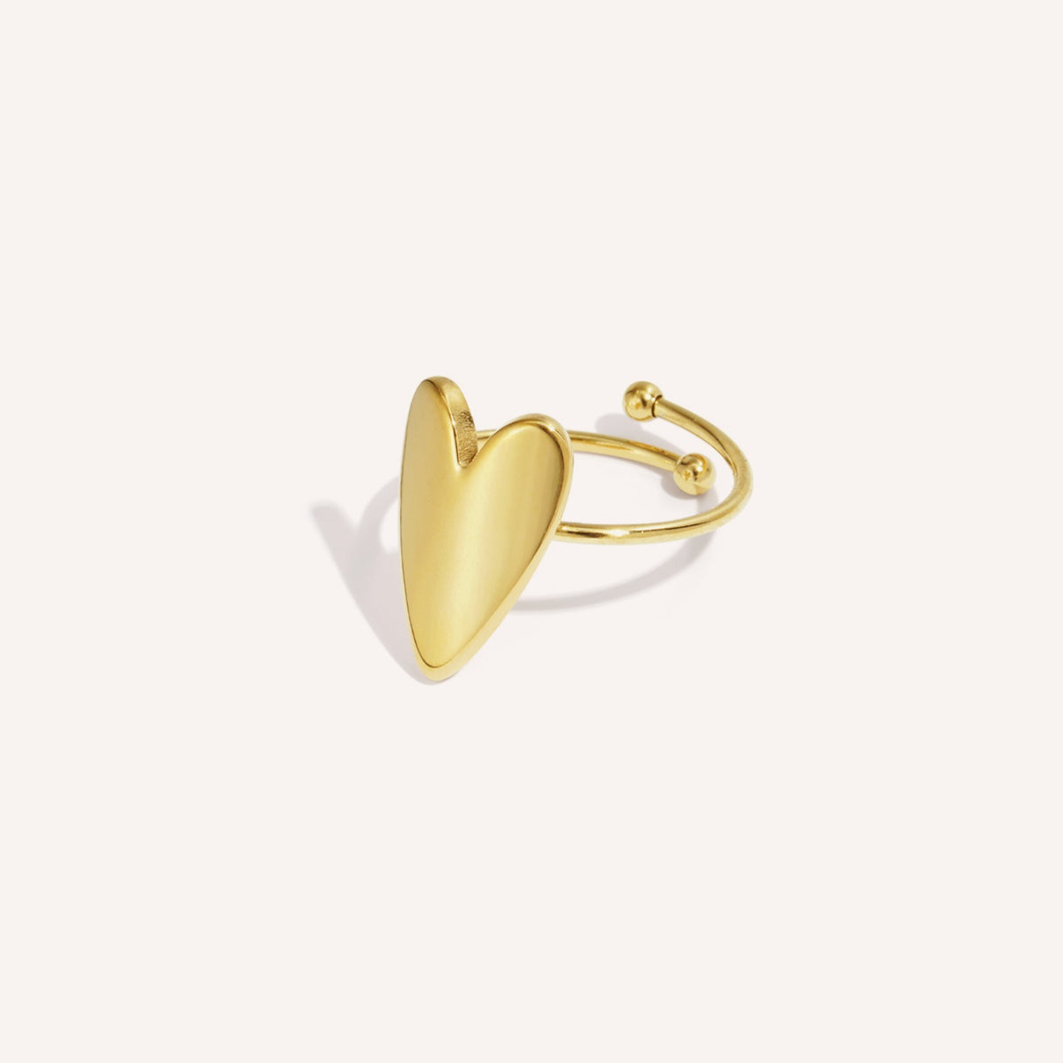 Sofia Ring, dunne goudkleurige ring met hartje