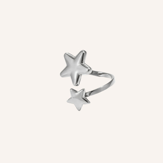 Sogno Ring in zilver, minimalistische zilverkleurige ring met sterretjes